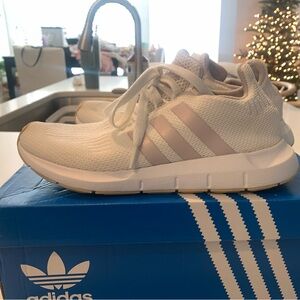Adidas swift runs